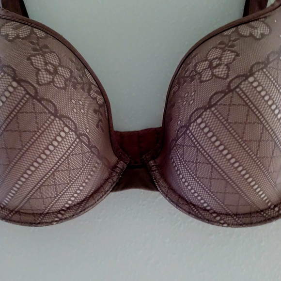 Wacoal Finishing Touch Contour Bra, size 36B - Picture 3 of 12